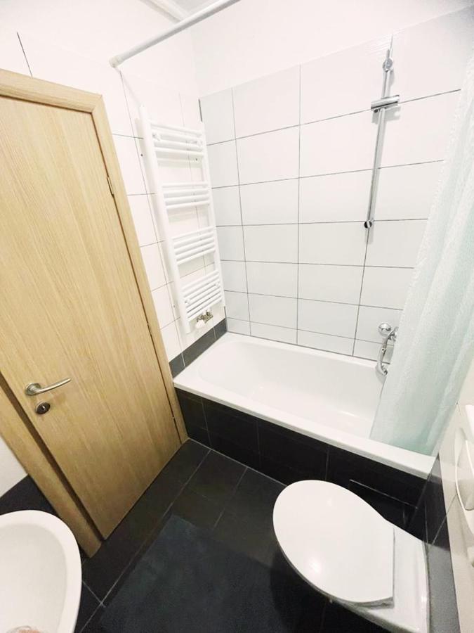 Doma-Lu Apartment-Near Airport And Highway- Free Parking Velika Mlaka Экстерьер фото
